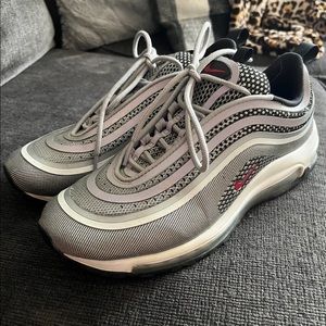 Women’s Nike Air Max 97
